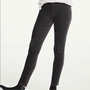 Ann Taylor black velvety skinny jeans Size 4P EUC